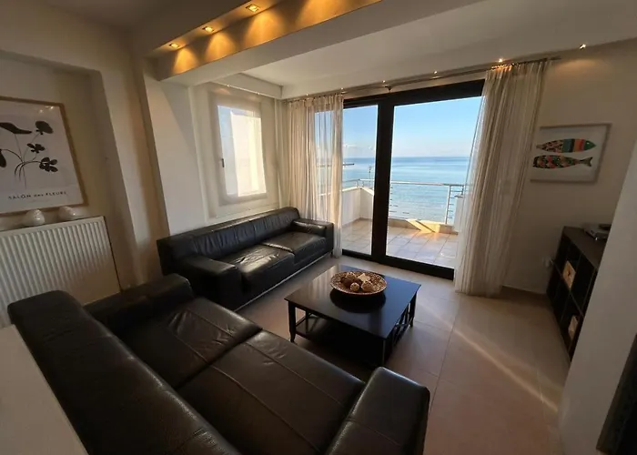 Sea And Sun Luxury Appartamento Néoi Epivátai
